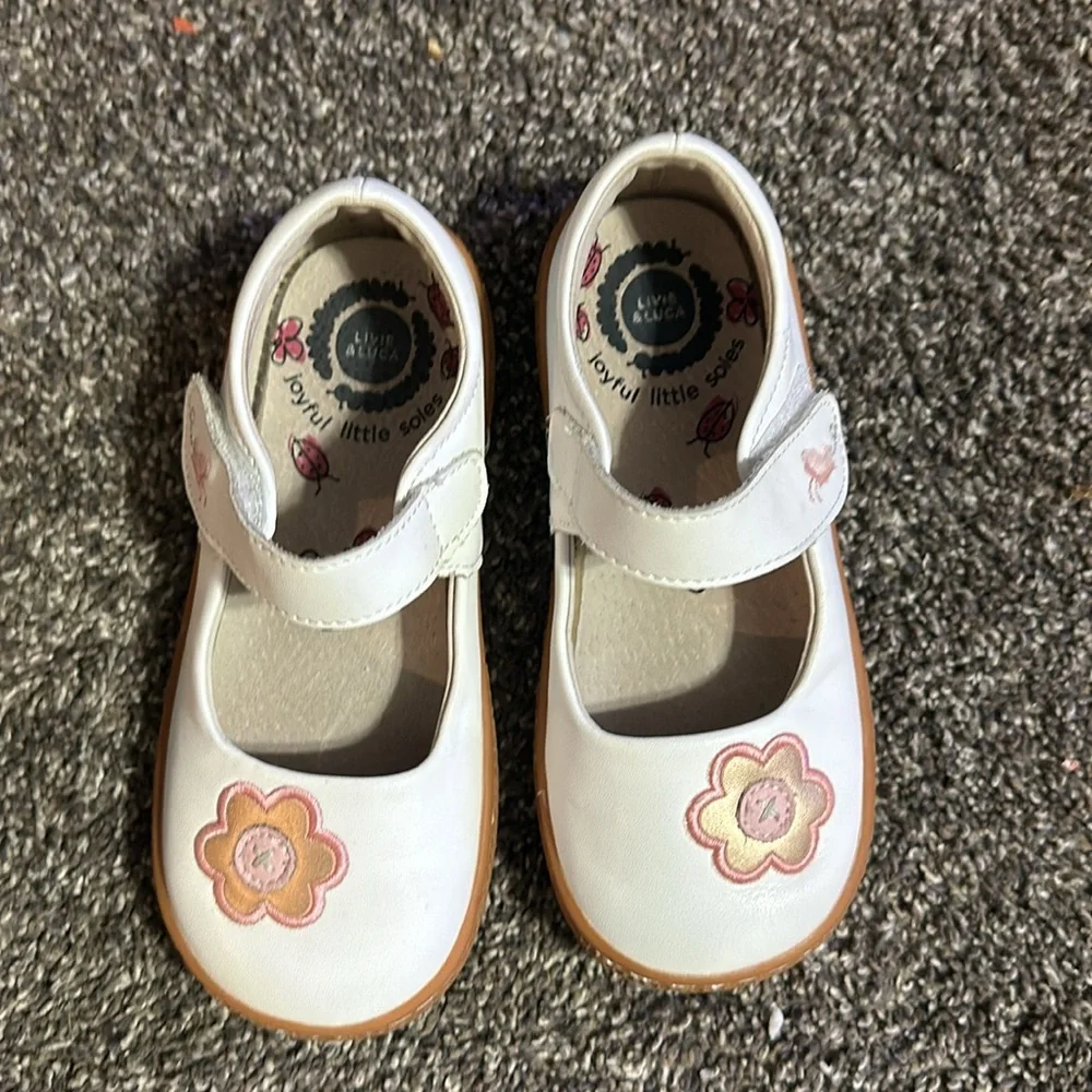 Size 11 Livie & Luca Glory Flats